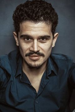 Nabil Missoumi interpreta Younes