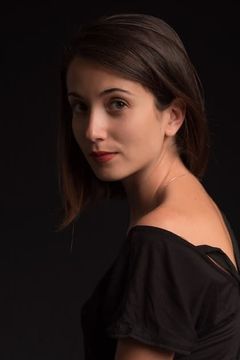 Claudia Gusmano interpreta Erika Lastella