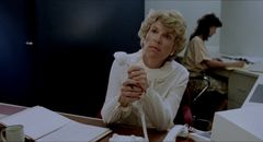 Margo Winkler interpreta Woman