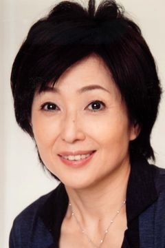 Keiko Takeshita interpreta Izumi (voice)