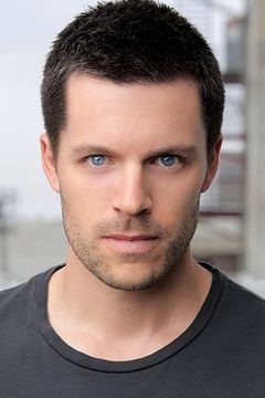 Nick Jandl interpreta Jim Jordan