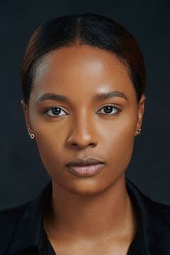 Efon Wini interpreta Bola