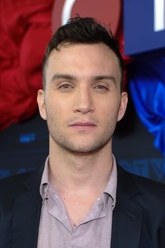 Ari Millen interpreta Billy