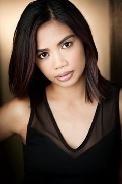 Louriza Tronco interpreta Lacey