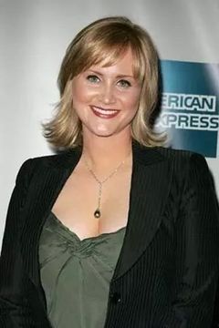 Trish Gates interpreta Follower