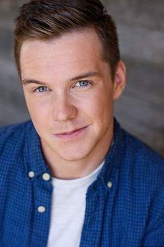Blake Canning interpreta William