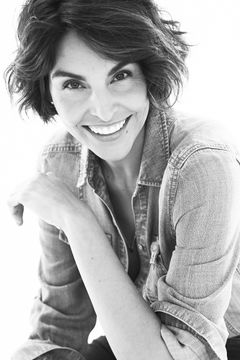 Paula Miranda interpreta Mia Hill