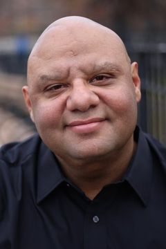 Joseph Anthony Jerez interpreta Amputee Veteran (uncredited)