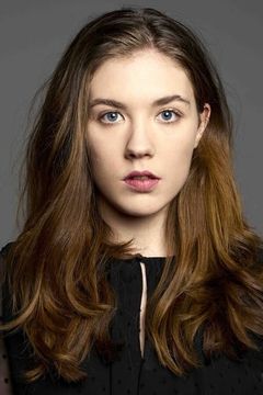Daisy Broom interpreta Marion
