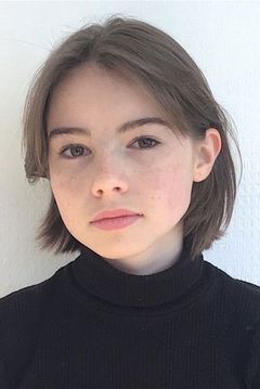 Jeanne Michel interpreta Nour