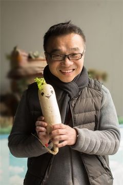 Raman Hui interpreta Jin (voice)