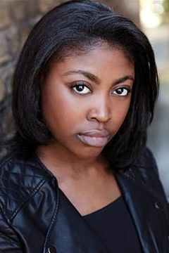 Hannah Ankrah interpreta Woman in Toilet