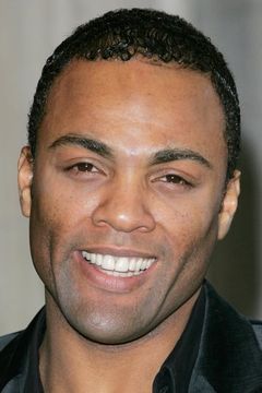 Ray Fearon interpreta Firenze (voice)