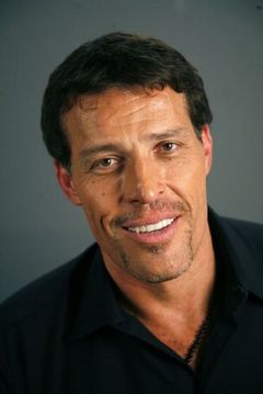 Tony Robbins interpreta Himself