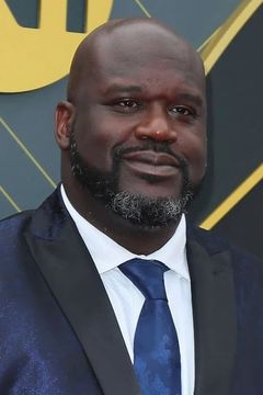 Shaquille O'Neal interpreta Self
