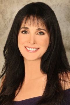 Connie Sellecca interpreta Elizabeth Cole