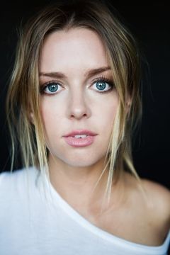 Ruth Kearney interpreta Angel