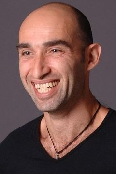 Guerassim Dichliev interpreta Mime