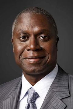 Andre Braugher interpreta Raymond Holt