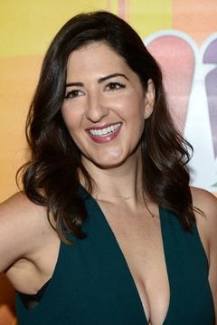 D'Arcy Carden interpreta Rebekah