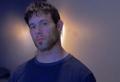 Jacob Tolano interpreta Bruce Banner