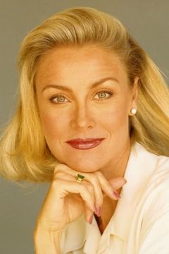 Simone Griffeth interpreta Distinguished Woman