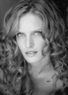 Rebecca Mader interpreta Zelena / Wicked Witch of the West