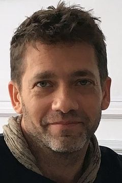 Julien Lambroschini interpreta Marie