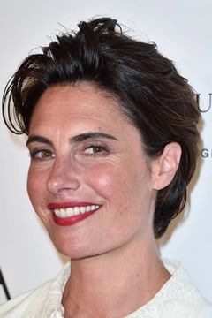 Alessandra Sublet interpreta Journaliste