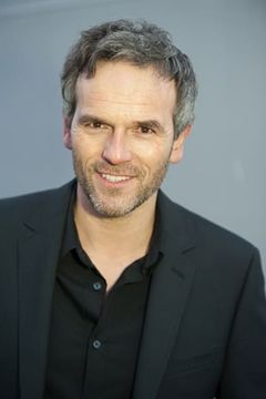 Nicolas de Pruyssenaere interpreta Marshal (uncredited)