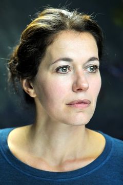 Ludovica Tinghi interpreta Fausto's Fiancée