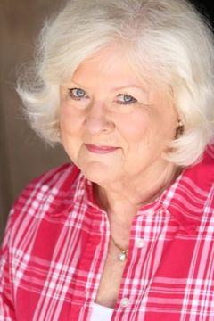Terrie Snell interpreta Party Guest