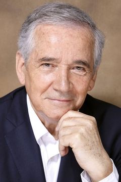 Alain Doutey interpreta President of the court in Compiègne