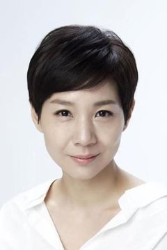 Kim Ho-jung interpreta Minister of Health and Welfare