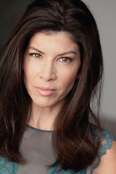 Marisa Chen Moller interpreta Sheriff Mendoza