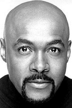 Frederick B. Owens interpreta Larry