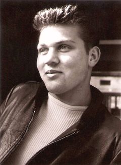 Hans-Joachim Ketzlin interpreta Willi