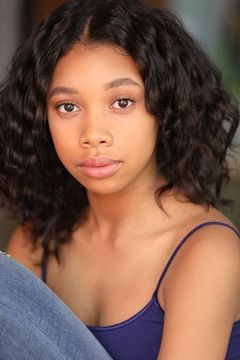 Kyla-Drew interpreta Comotose Girl (as Kyla-Drew Simmons)