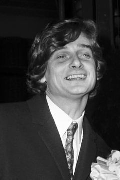 Pierre Fabre interpreta Drunkard in Cafe