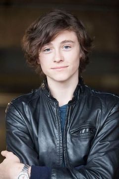 Tristan Lake Leabu interpreta Jason White