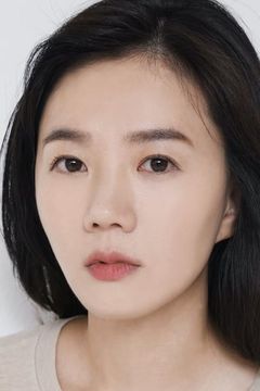 Lee Myung-ha interpreta Michela's Mother