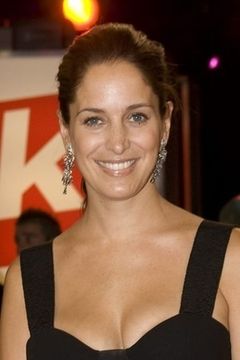 Chantal Kreviazuk interpreta May Allison