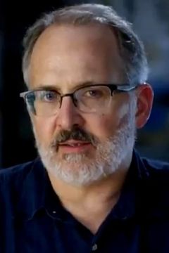 Darin Morgan interpreta Hugo