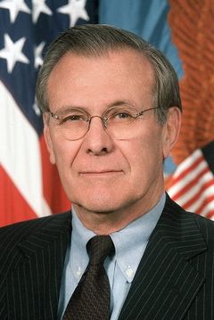 Donald Rumsfeld interpreta Self (archive footage)