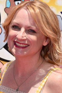 Hynden Walch interpreta Harley Quinn (voice)
