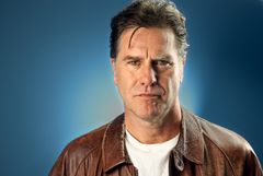 David Keeley interpreta Detective McArthur