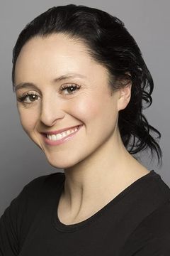 Mary Murray interpreta Additional Characters (voice)