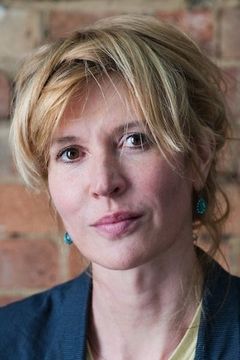 Julia Davis interpreta Linda Le Bon (voice)