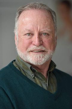 Steven Patrick O'Connor interpreta Colonel Kittrick