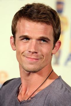 Cam Gigandet interpreta Keith Webb